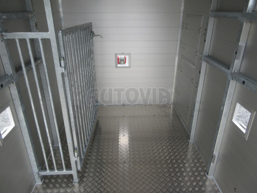 Přepravník hospodářských zvířat VER 2,7T 3,50x1,75/1,90 přepážka, naviják č.22