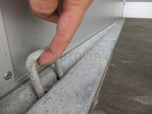 Bazarový přívěs s plachtou ZV 33 2,7T B2 3,33x1,70/1,80