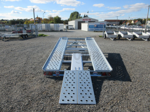 Sklápěcí přívěs pro přepravu aut BET 10 2,7T 4,00 x 2,02 č.23