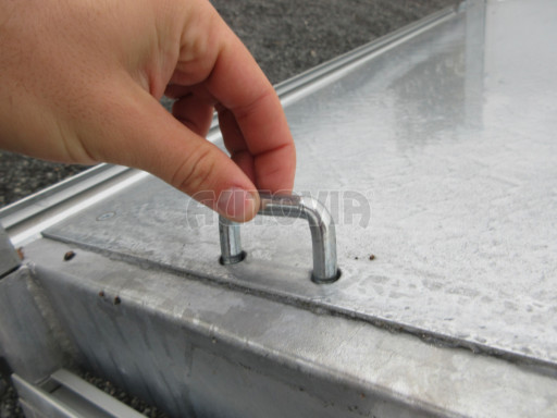 Třístranný sklápěcí přívěs VER 3SKS 2,7T 2,65x1,55/0,30 v elektrice č.28