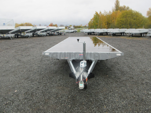 Třínápravový nákladní přívěs DN 3,5T B3 6,13x2,20/plato1350