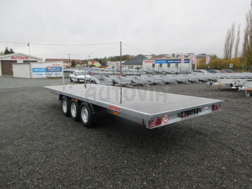 Třínápravový nákladní přívěs DN 3,5T B3 6,13x2,20/plato1350