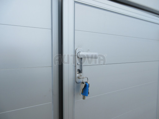 Bazarový skříňový přívěs DB 2,6T 3,76x1,65/2,01 č.10