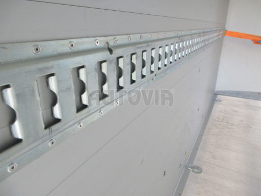 Bazarový skříňový přívěs DB 2,6T 3,76x1,65/2,01 č.16