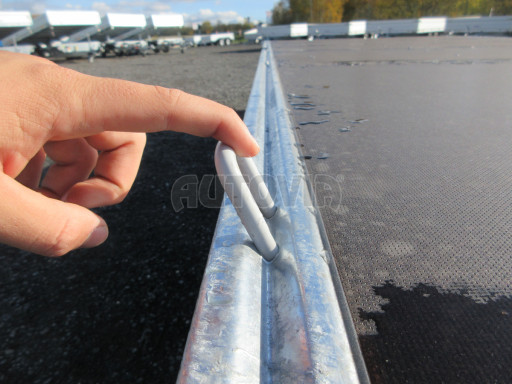 Zesílený třínápravový nákladní přívěs DN 3,5T B3 5,05x2,20 plato 1350kg