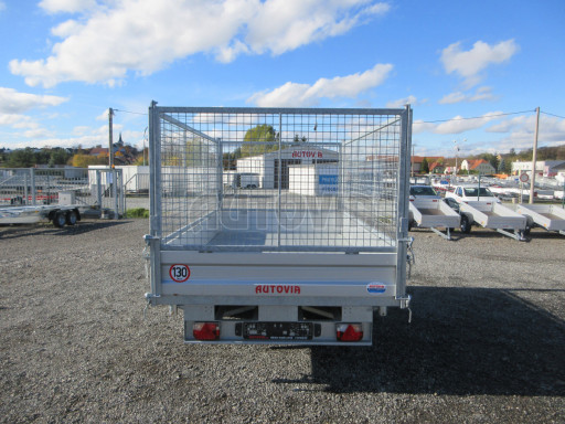 Třístranný sklápěč VER 3SKS 3,5T 3,05x1,76/1,30 GITTER v elektrice č.7