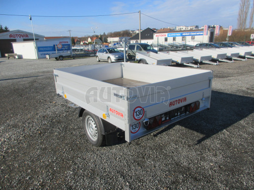 Sklápěcí přívěs se sklopnými bočnicemi TTS 13