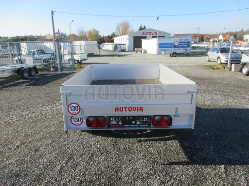 Sklápěcí přívěs se sklopnými bočnicemi TTS 13