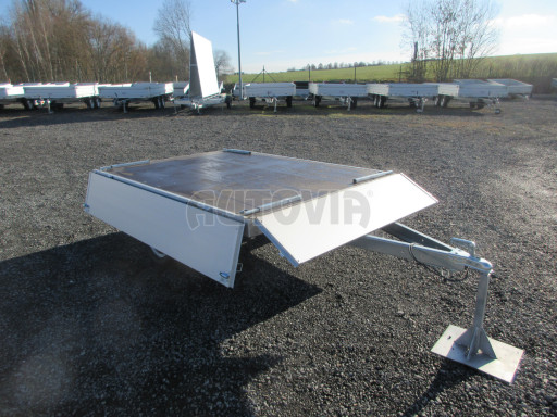 Sklápěcí přívěs se sklopnými bočnicemi TTS 13