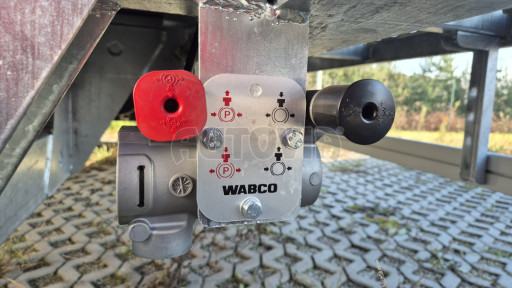 Jednonápravové vzduchem brzděné plato AVG 10T 7,00x2,54 č.18