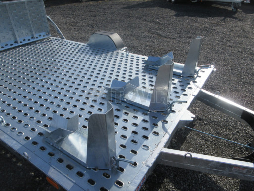 Univerzální přepravník MTV 1,8T 3,02 x 2,00 č.12