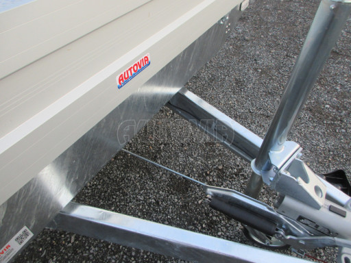 Třínápravový nákladní přívěs DN 3,5T B3 5,05x2,47/0,35 3x1800 č.9