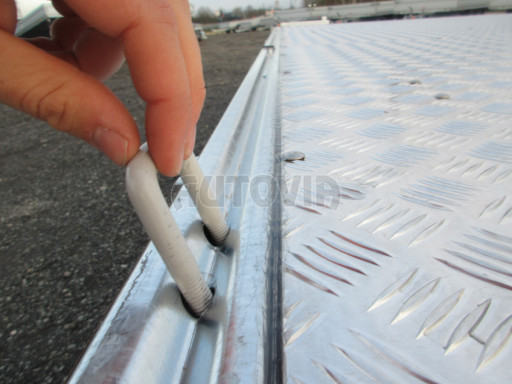 Třínápravový nákladní přívěs DN 3,5T B3 5,05x2,47/0,35 3x1800 č.18