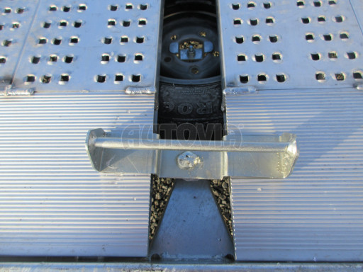 Přívěs pro přepravu elektroaut CB 3,5T 4,00x2,00 č.18