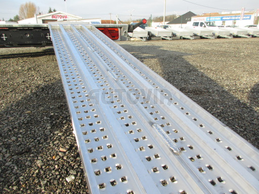 Přívěs pro přepravu elektroaut CB 3,5T 4,00x2,00 č.27