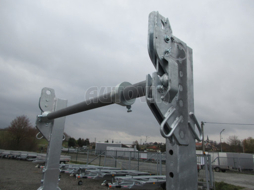 Profi svařovaný přívěs ZV 33 2,7T B2 3,33x1,70/0,35 držák cívky č.32