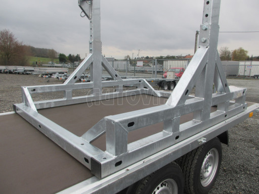 Profi svařovaný přívěs ZV 33 2,7T B2 3,33x1,70/0,35 držák cívky č.33
