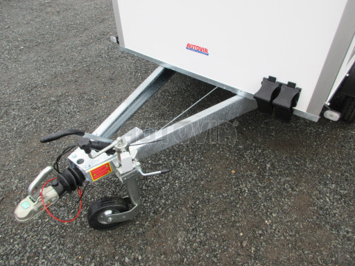 Dvounápravový skříňový přívěs ZV 27 2,7T B2 2,50x1,48/1,50 boční stříšky č.31