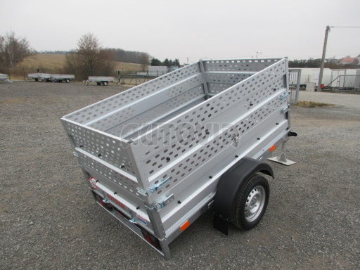 Sklopný nebrzděný přívěs AVM 2,02x1,23/0,35 děrovaná nástavba č.21