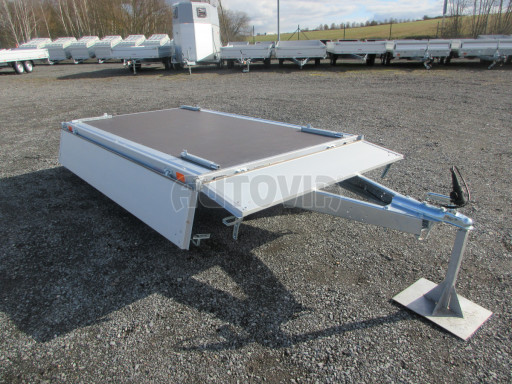 Nebrzděný přívěs s koly pod ložnou plochou ZV 22 750kg N1 2,55x1,55/0,35 zesílená náprava, 10