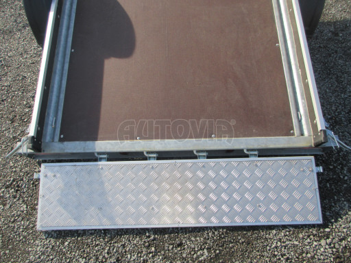 Bazarové nebrzděné naklápěcí plato SP 27 750kg N1 2,50x1,48 č.23