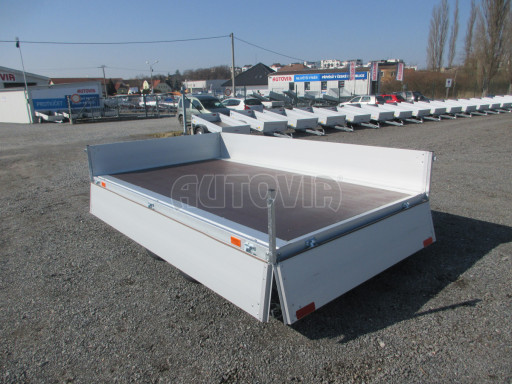 Valníkový přívěs za osobní auto 10