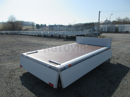 Valníkový přívěs za osobní auto 10