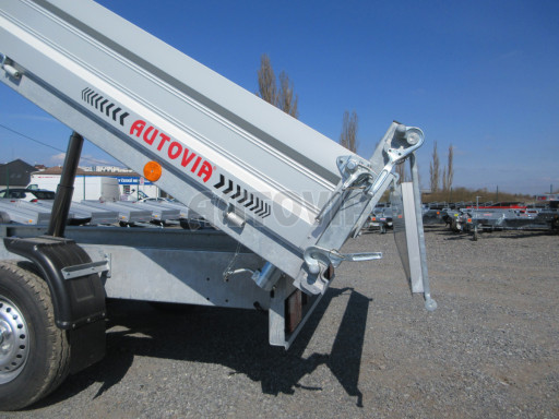 Třístranný sklápěč VER 3SKS 2,7T 3,35x1,76/0,30 v elektrice č.25