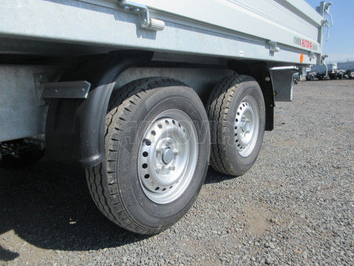 Třístranný sklápěč VER 3SKS 2,7T 3,35x1,76/0,30 v elektrice č.42