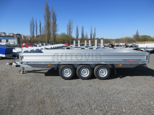 Třínápravový nákladní přívěs DN 3,5T B3 5,05x2,20/0,35 1350
