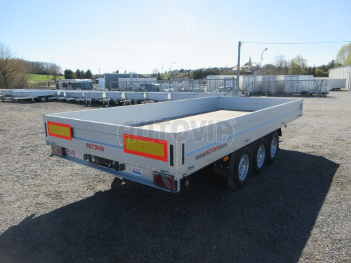 Třínápravový nákladní přívěs DN 3,5T B3 5,05x2,20/0,35 1350