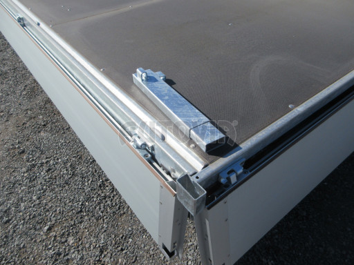 Třínápravový nákladní přívěs DN 3,5T B3 5,05x2,20/0,35 1350