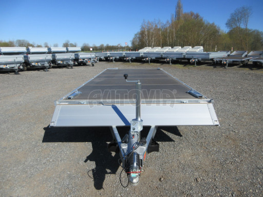 Třínápravový nákladní přívěs DN 3,5T B3 5,05x2,20/0,35 1350