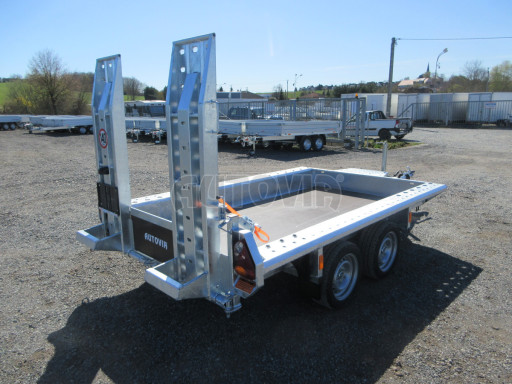 Celosvařený přepravník stavebních strojů FK 3,5T 2,98x1,54/0,25 KOMBI nájezdy č.8