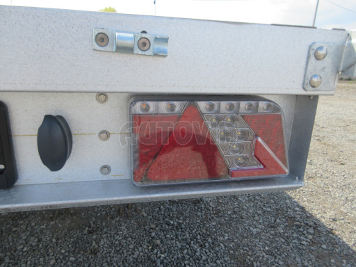 Přívěs v provedení plato pro převoz těžkých nákladů ZV 22 1,3T B1 2,55x1,50 plato č.10