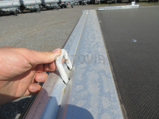 Vlek za auto - ZV 22 1,3T B1 2,55x1,50/0,35 č.22