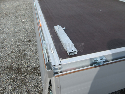 Největší vyráběný nebrzděný nákladní přívěs ZV 45 750kg N1 4,50x2,00/0,35 zesílená náprava č.14