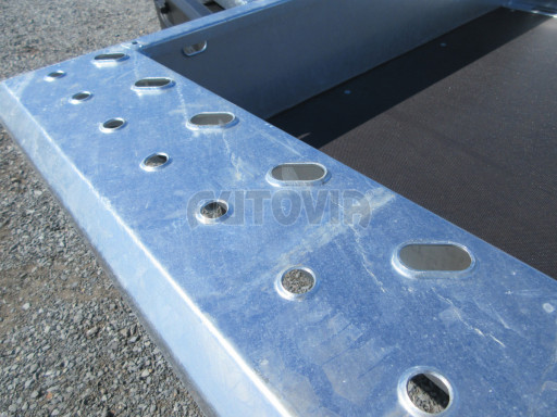 Celosvařený přepravník stavebních strojů FK 2,7T 2,45x1,35/0,25 KOMBI nájezdy č.10