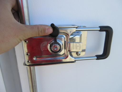 Skříňový přívěs ZV 27 N1 O 2,50x1,48/1,65 dvokřídlé dveře, style č.17