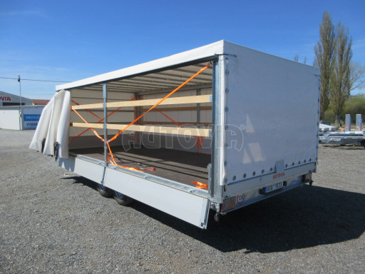 Bazarový nákladní přívěs DN 3,0T B2 5,75x2,47/1,70 č.20