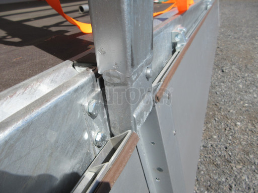 Bazarový nákladní přívěs DN 3,0T B2 5,75x2,47/1,70 č.23