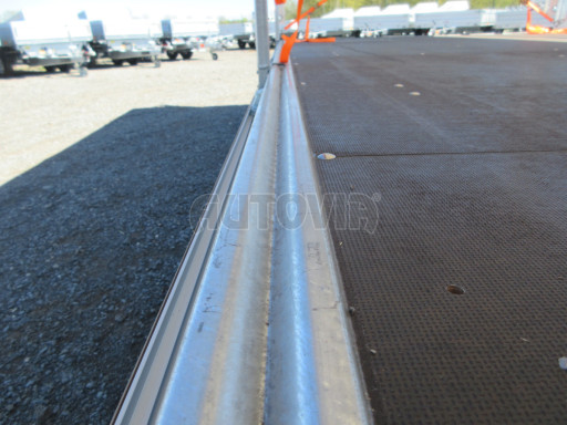 Bazarový nákladní přívěs DN 3,0T B2 5,75x2,47/1,70 č.31