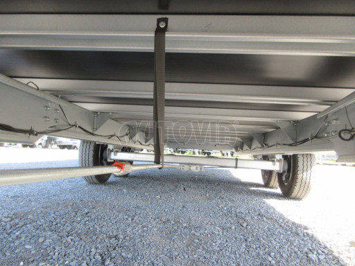 Bazarový nákladní přívěs DN 2,7T B2 5,75x2,10/1,73 č.32