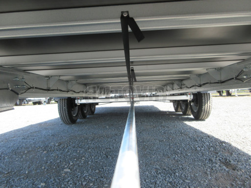 Třínápravové plato DN 3,5T B3 7,40x2,47 plato