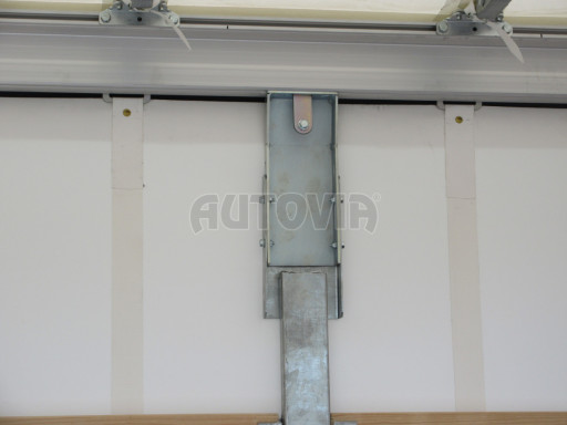 Bazarový nákladní přívěs DN 2,7T B2 5,75x2,10/1,74 bez M-profilu č.16