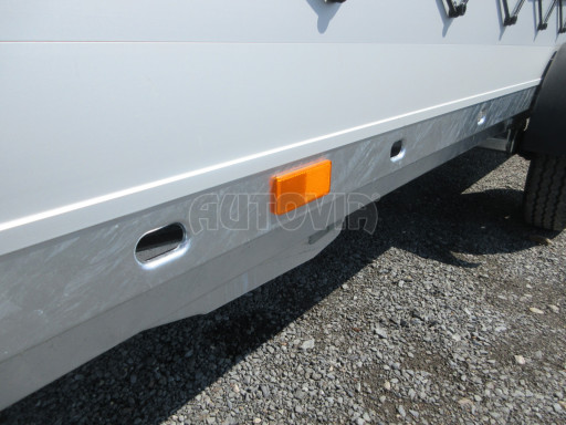 Prodloužený nebrzděný nákladní přívěs BR 750kg 4,16x1,52/0,30 zesílená náprava č.10
