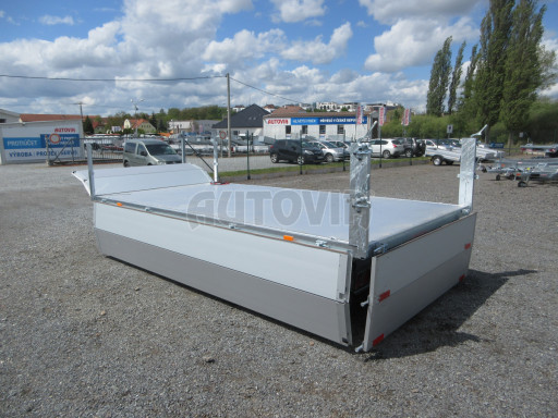 Skladový třístranný sklápěč PHT 3,5T 4,18x2,10/0,70 nástavba bočnic v elektrice č.47