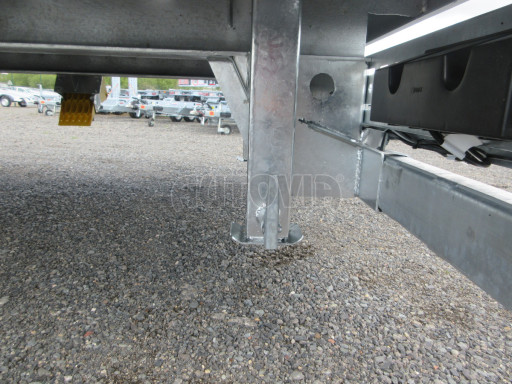 Nákladní přívěs AVG 10T 6,60x2,48/0,40 valník č.9