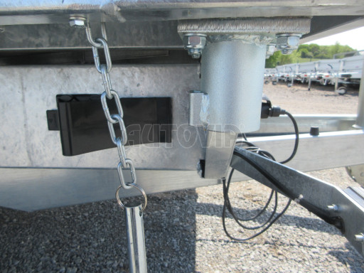 Třístranný sklápěč VER 3SKS 2,7T 3,05x1,76/0,30 v elektrice č.15