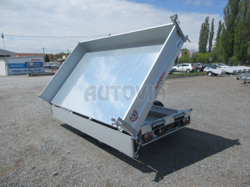 Třístranný sklápěč VER 3SKS 2,7T 3,05x1,76/0,30 v elektrice č.38